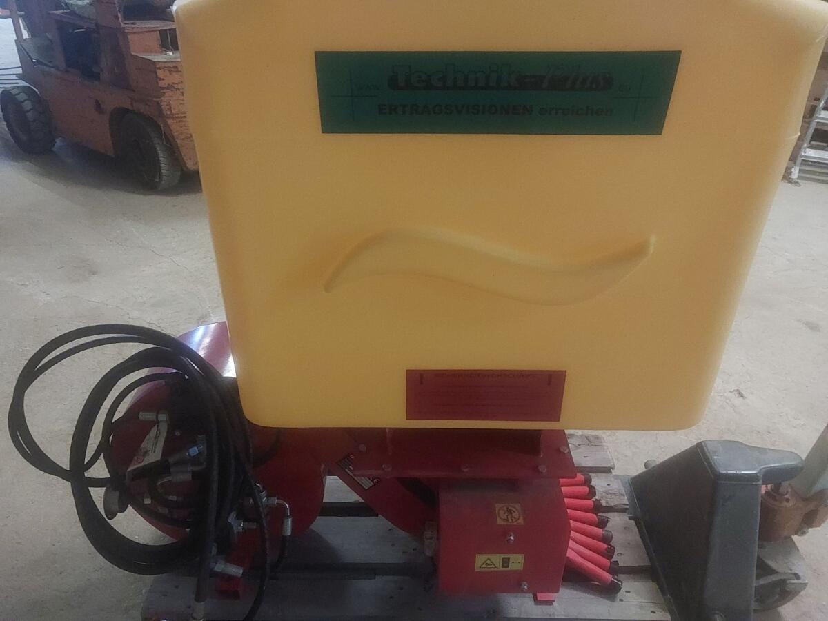 Technik Plus Streuer Pneumatisch Hydraulisch 2