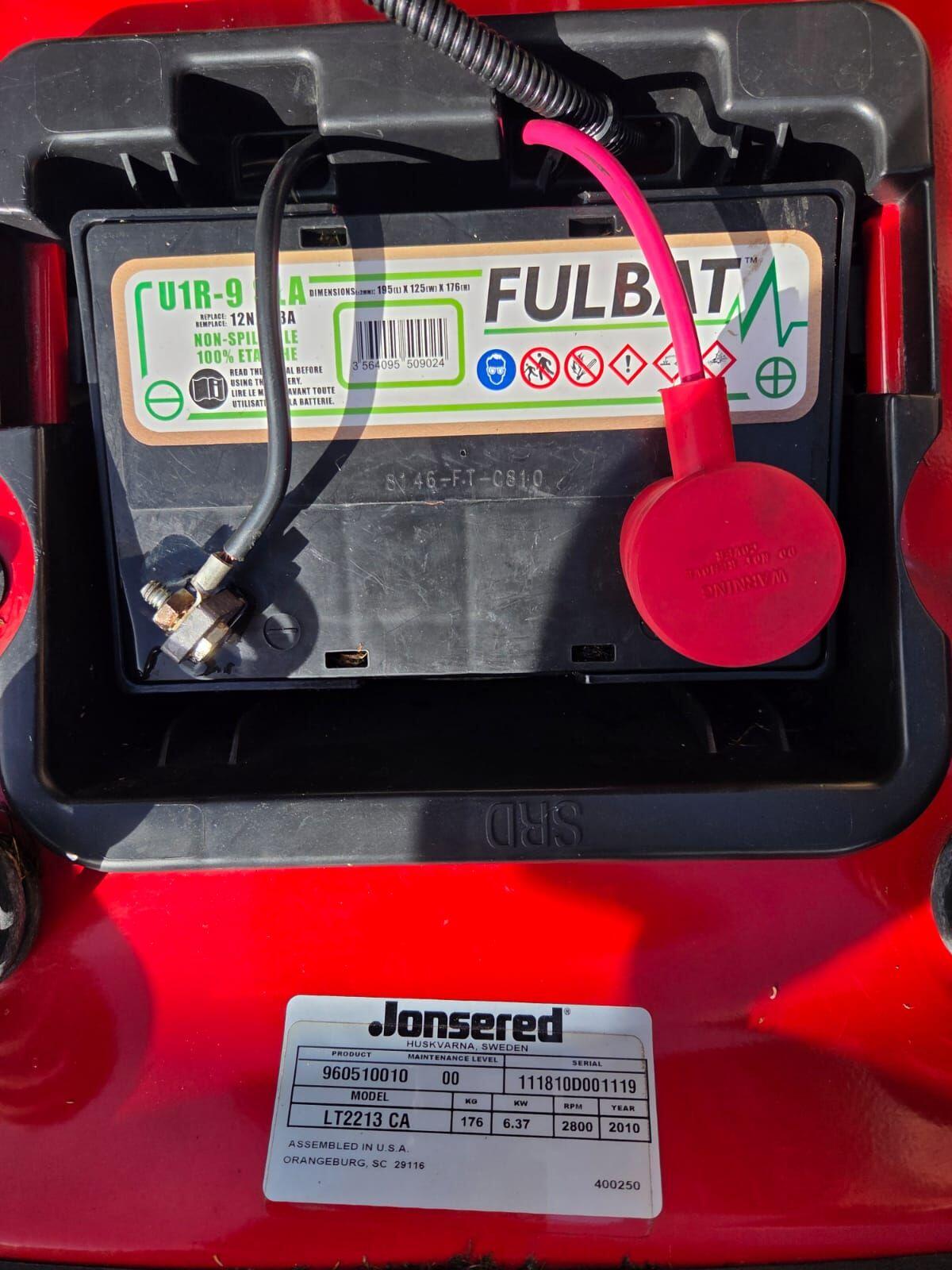 Rasentraktor Jonsered LT2213 CA 2