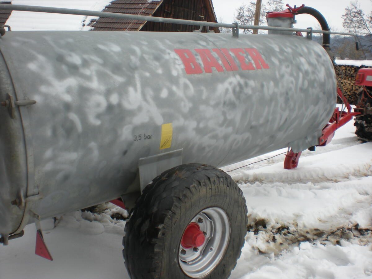 Güllefass 3.000 l Bauer 3