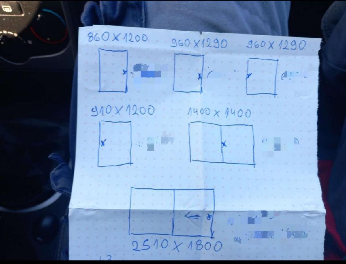 Einzeln oder zusammen, verschiedene Fenster mit Rollo 3