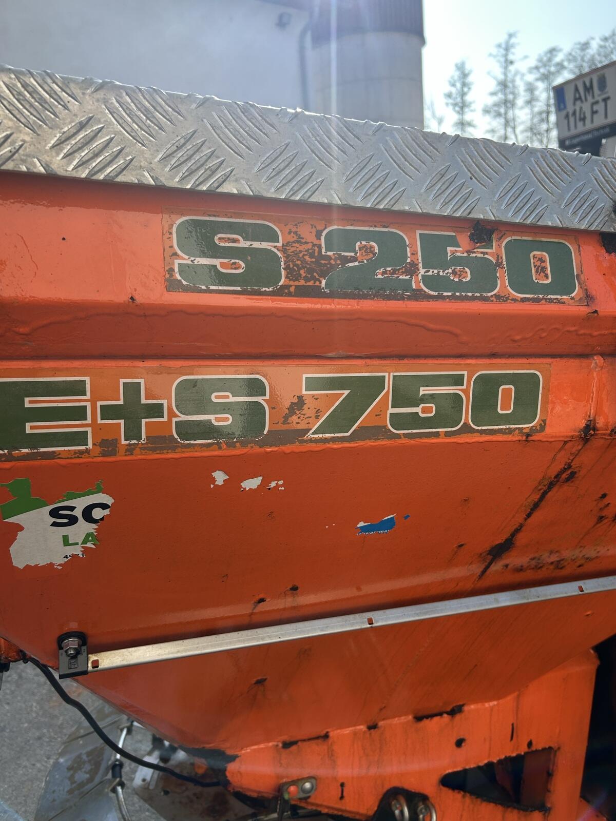 Amazone Salz/Splittstreuer 3