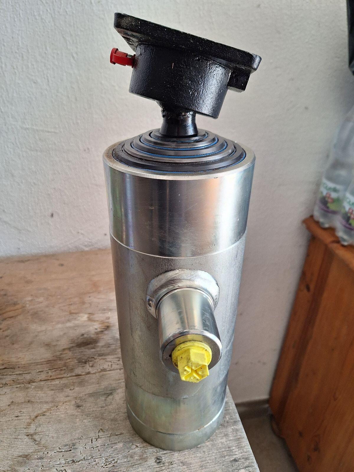 Kippzylinder Kipperpresse 2