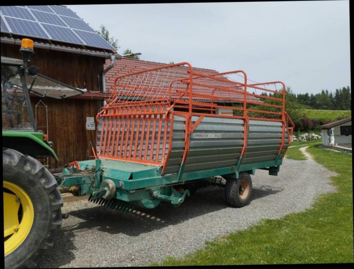 Steyr Ladewagen Hamster Plus 2