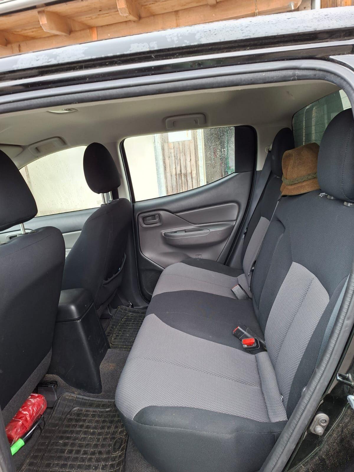 Auto Mitsubishi L200 3