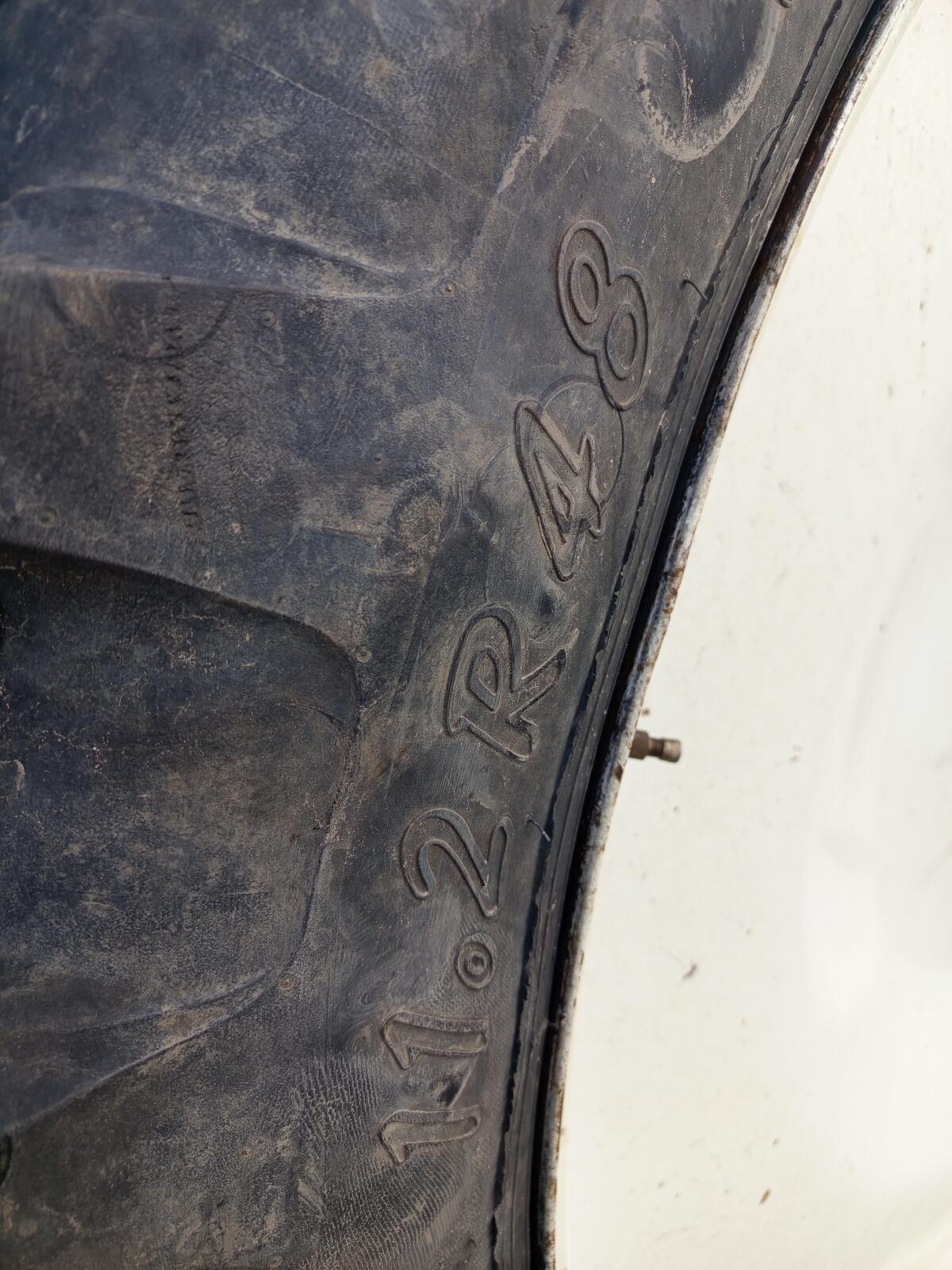 6 Stk. New Holland Pflegeräder 2