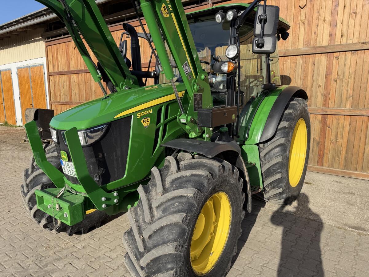 John Deere 5100M 2