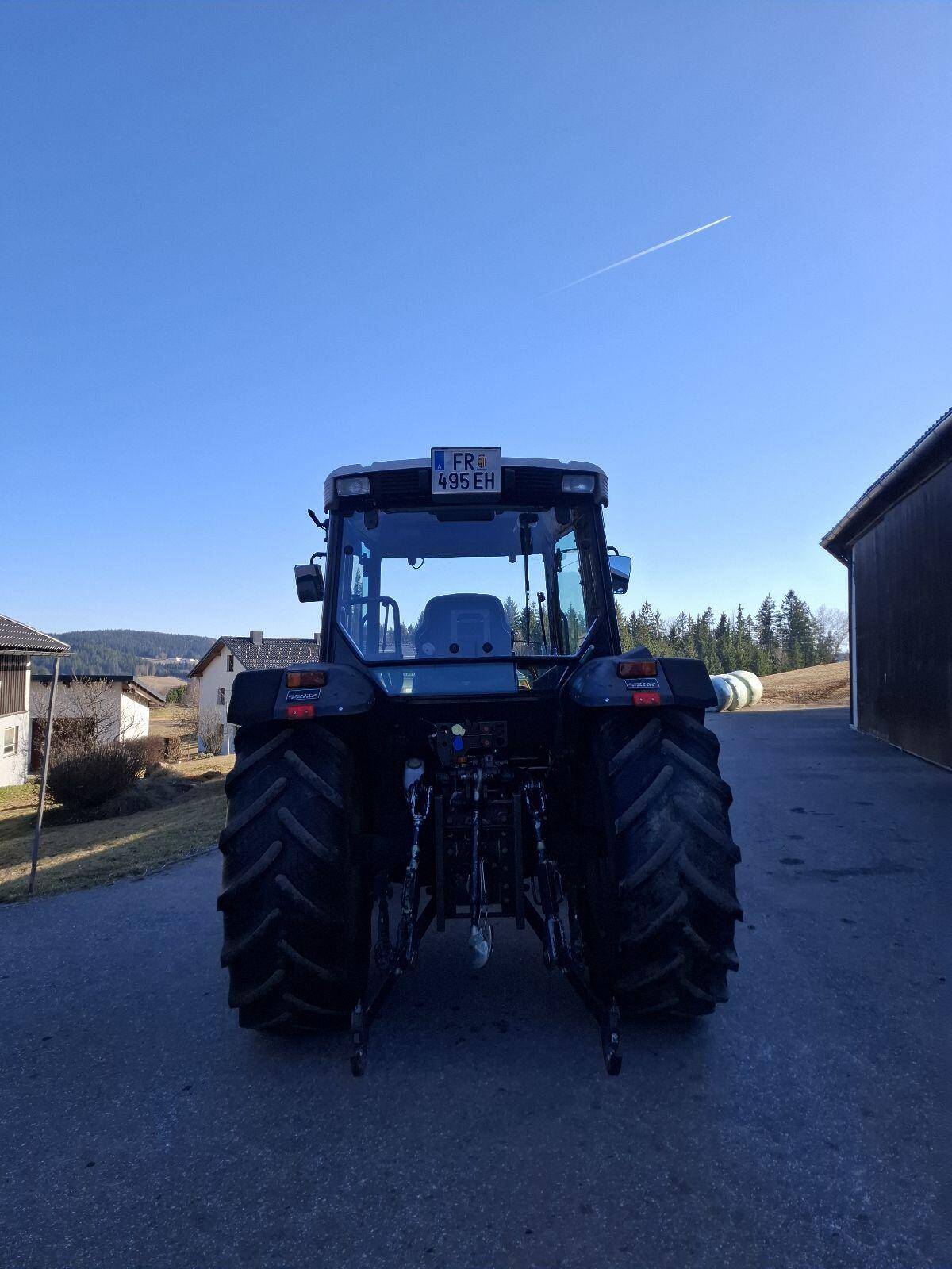 Deutz Fahr Agroplus 70 Traktor 3