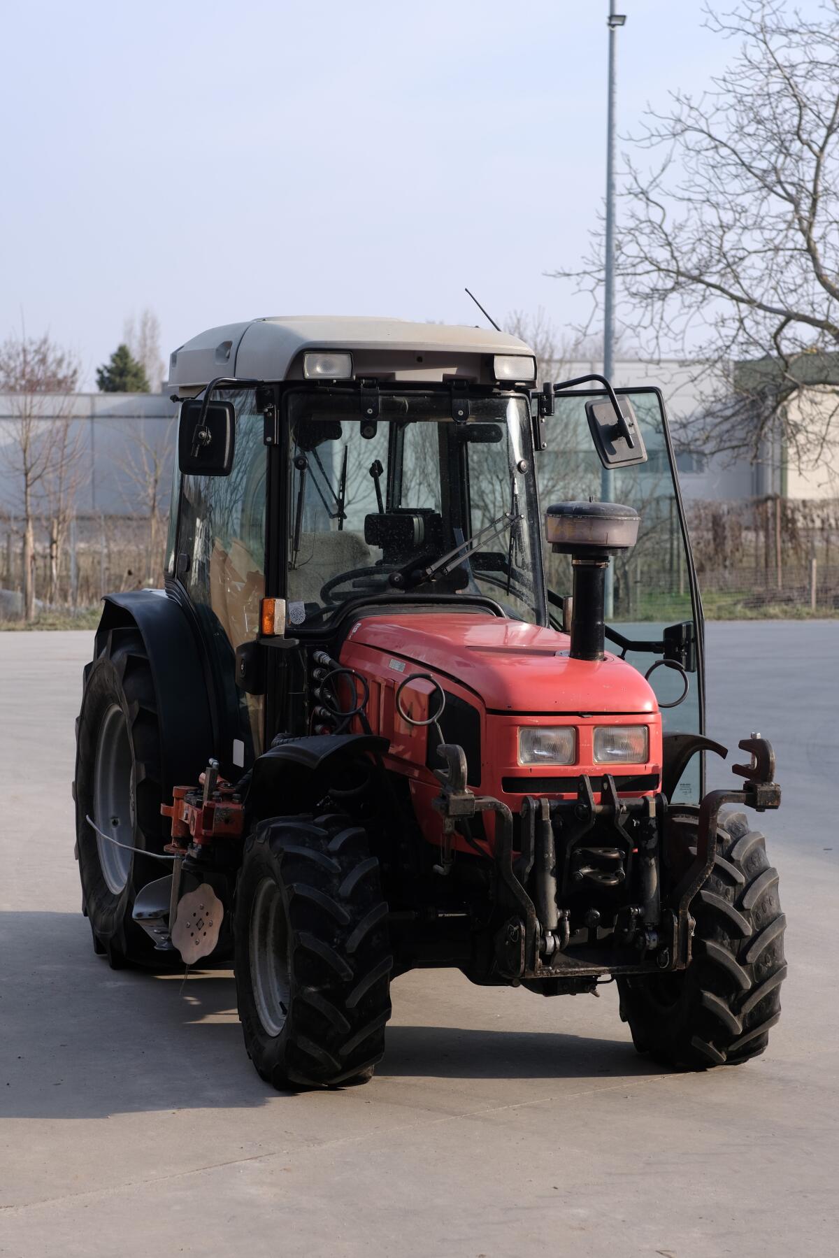 Same Dorado S90 Weinbautraktor 3