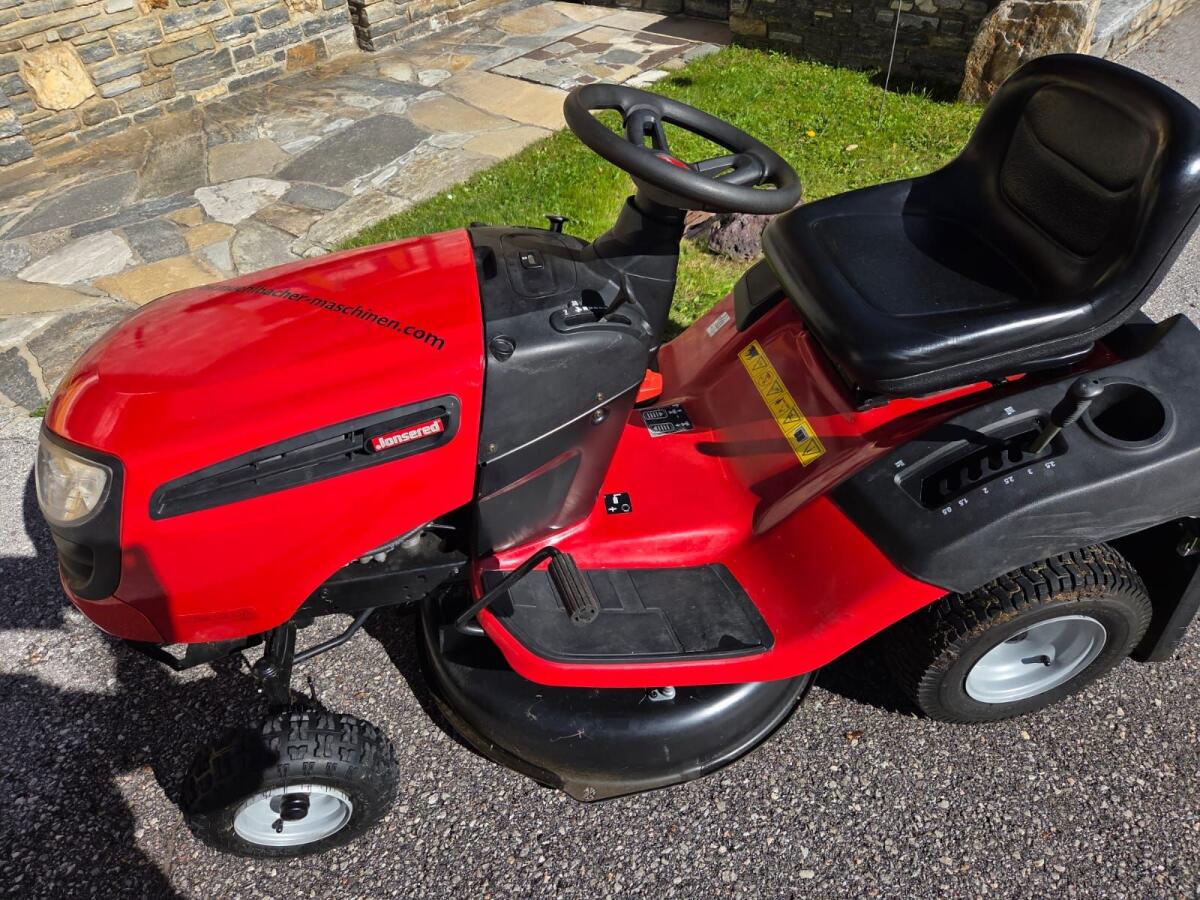 Rasentraktor Jonsered LT2213 CA 3