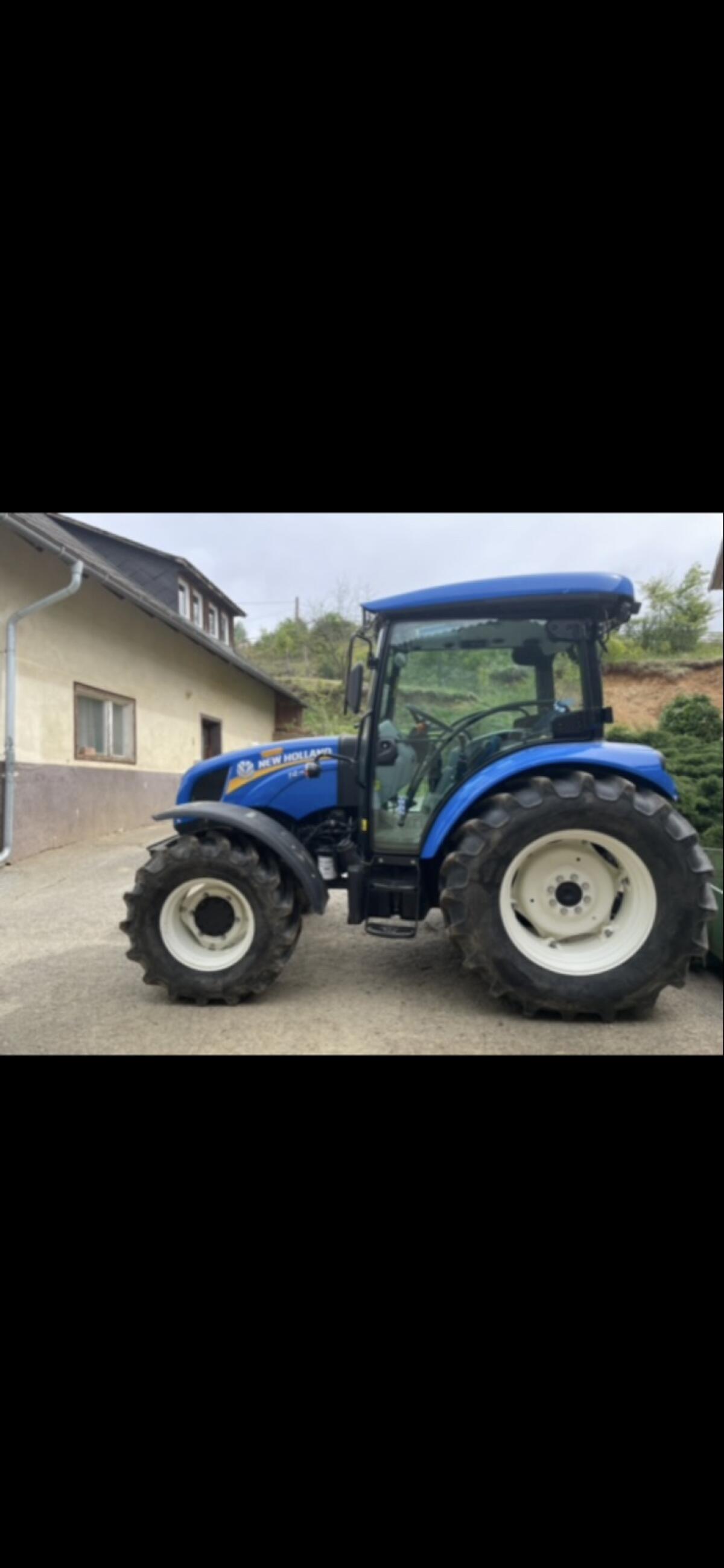 New Holland T4 75s 3