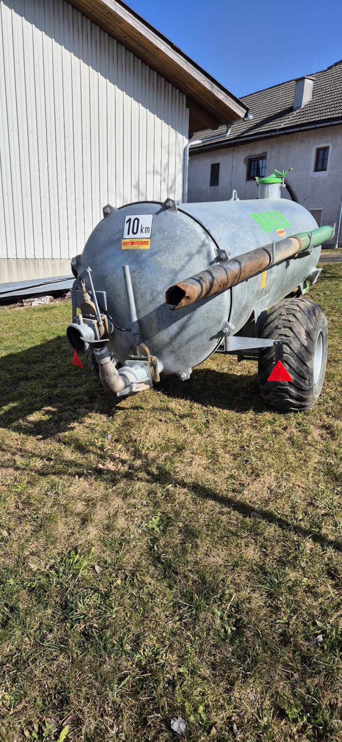 Bauer Güllefass V30 2