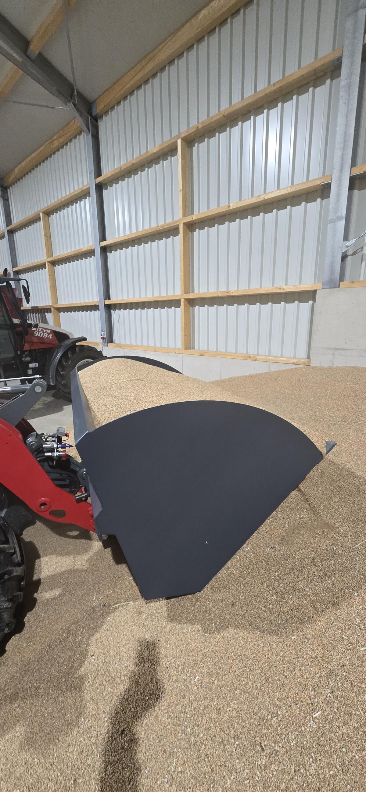 Große Universalschaufel für Hackgut 3