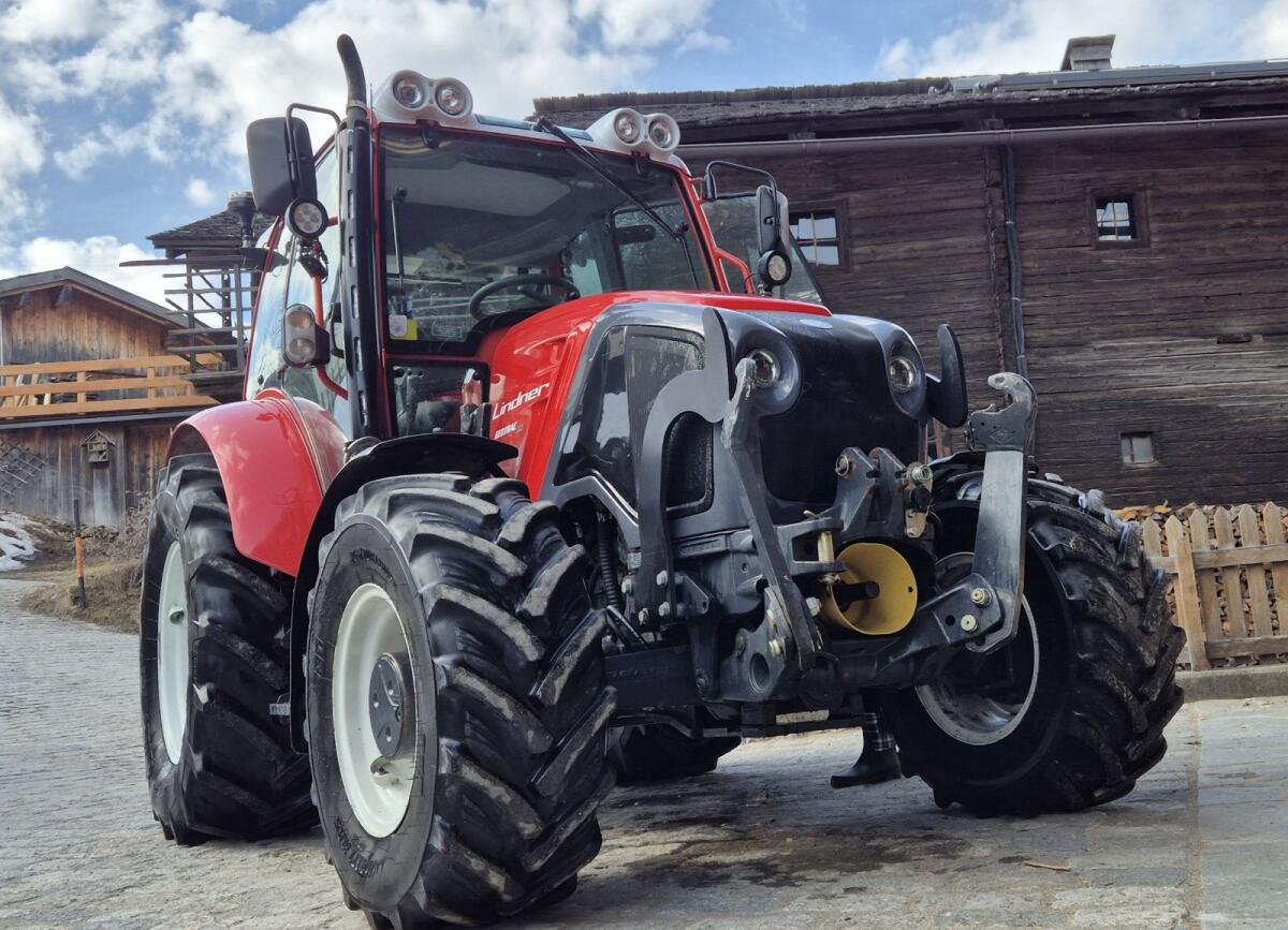 Lindner Geo 84 Traktor 3