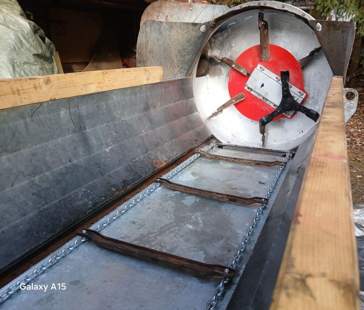 Stöckl Seitenstreuer SR2000 2