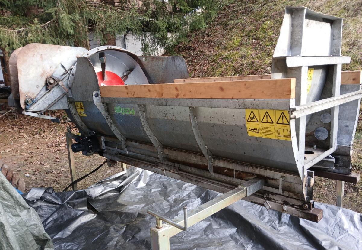 Stöckl Seitenstreuer SR2000 3