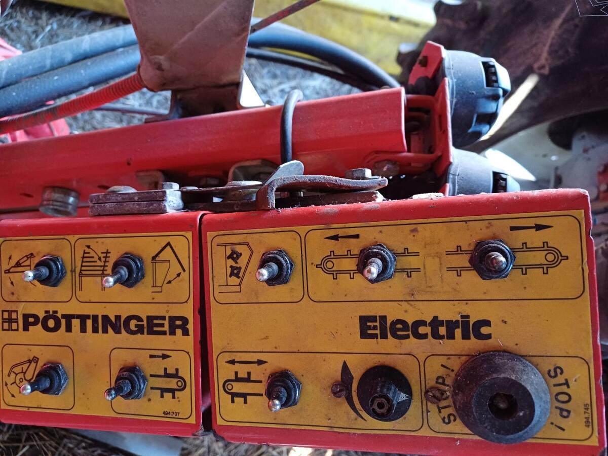 Pöttinger Ernteprofi 3 2