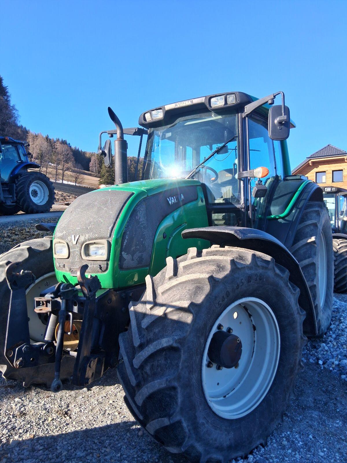 Valtra N141 2