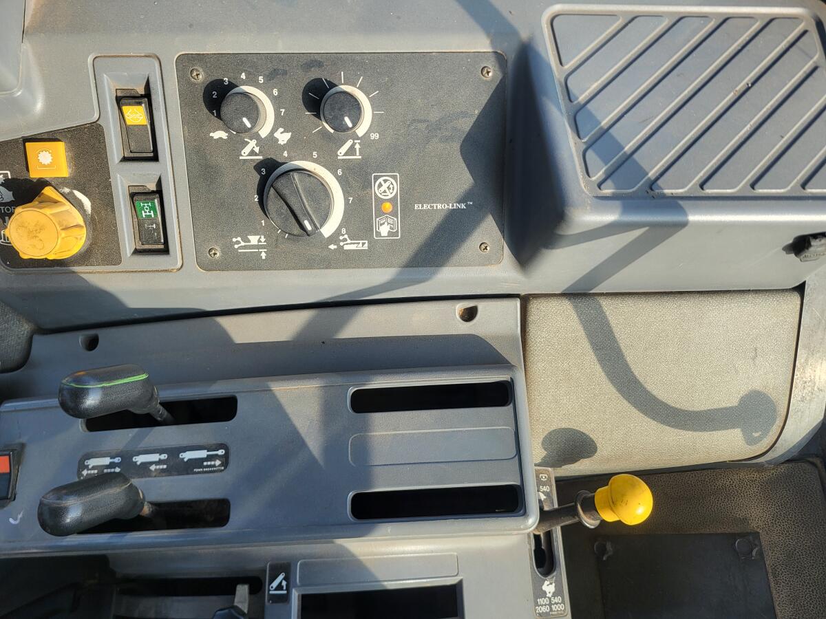 Ford 7840 SE 3
