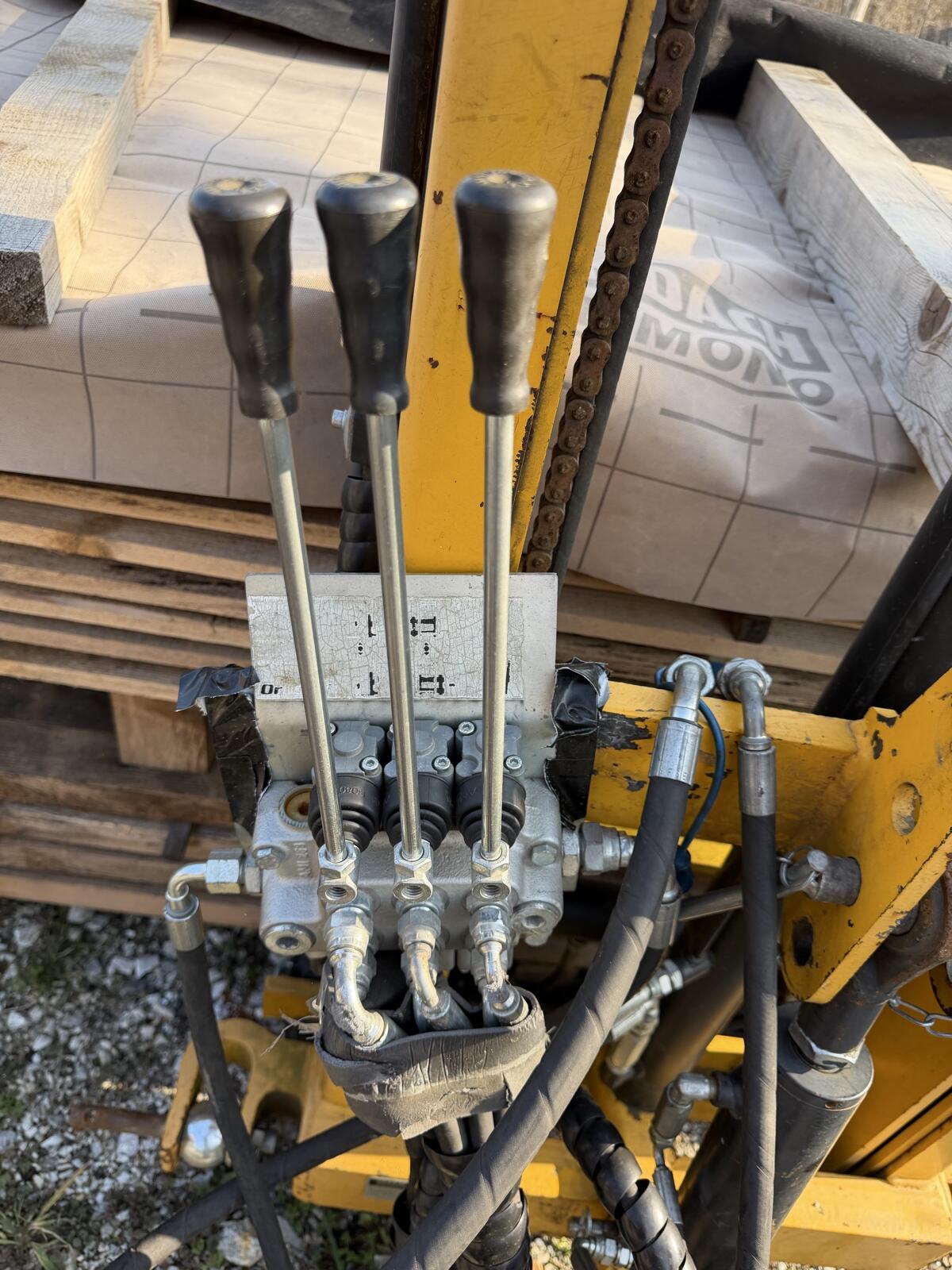 Heckstapler Orsi mit Seitenverschub 2