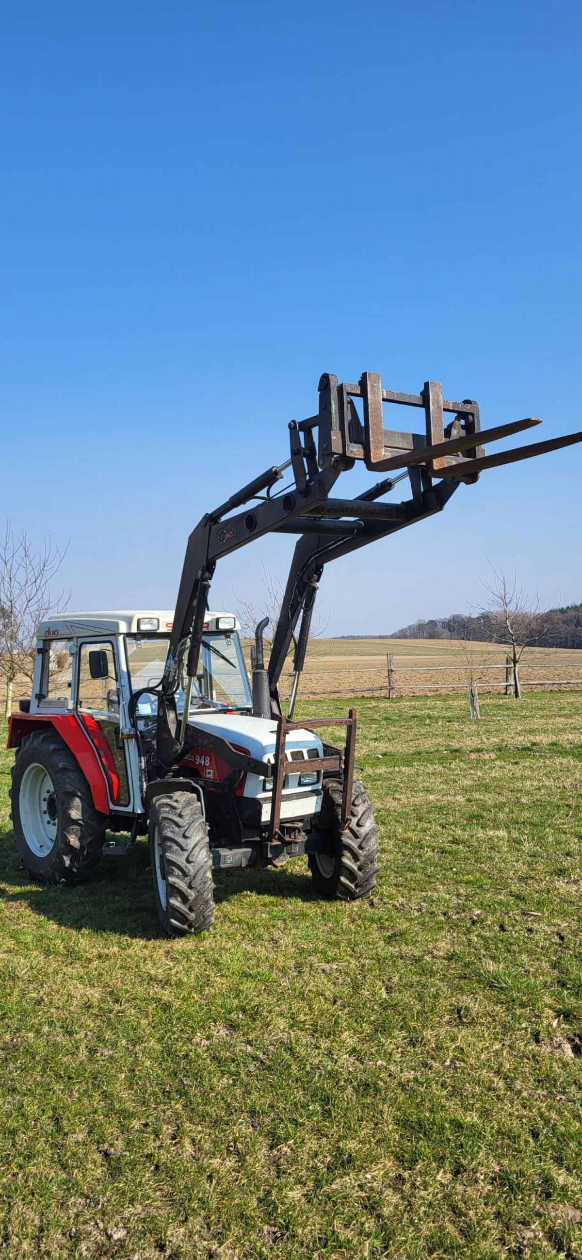 Steyr 948a Traktor mit Lader 3