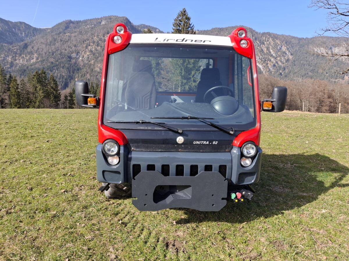 Lindner Unitrac 92 Perkins 3