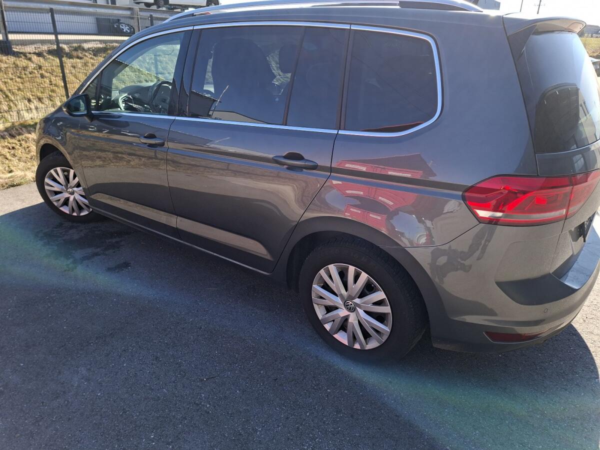 Verkaufe VW Touran 2