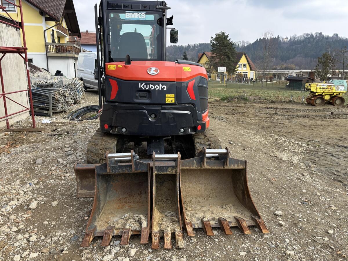 Kubota Bagger KX060-5 3