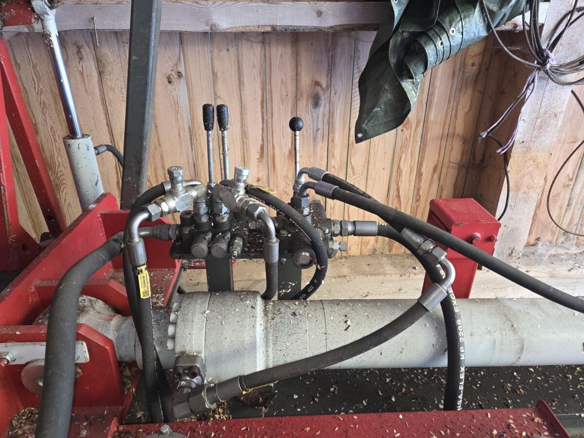 Schichtholzspalter 2