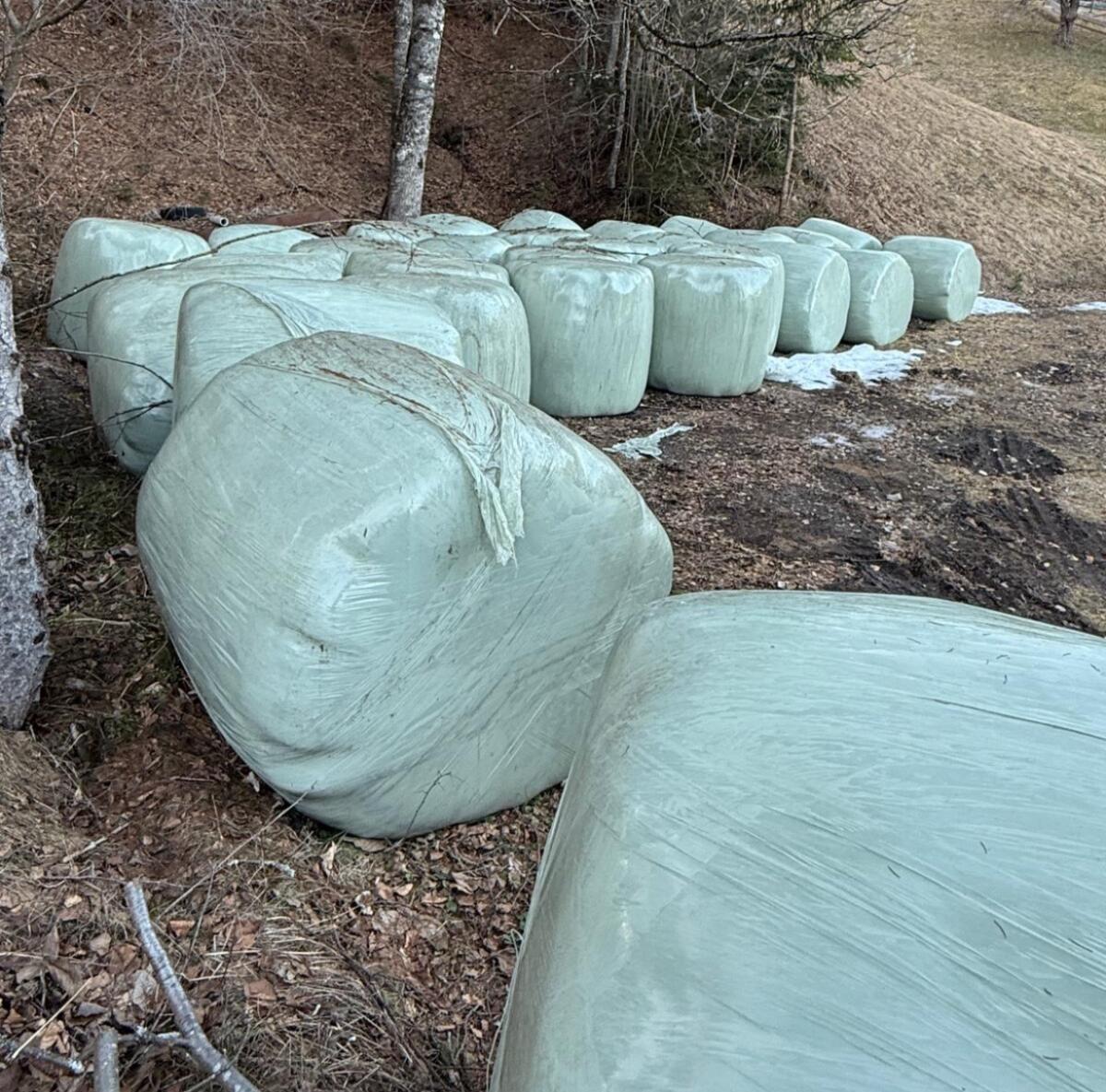 Verkaufe Heulageballen 3