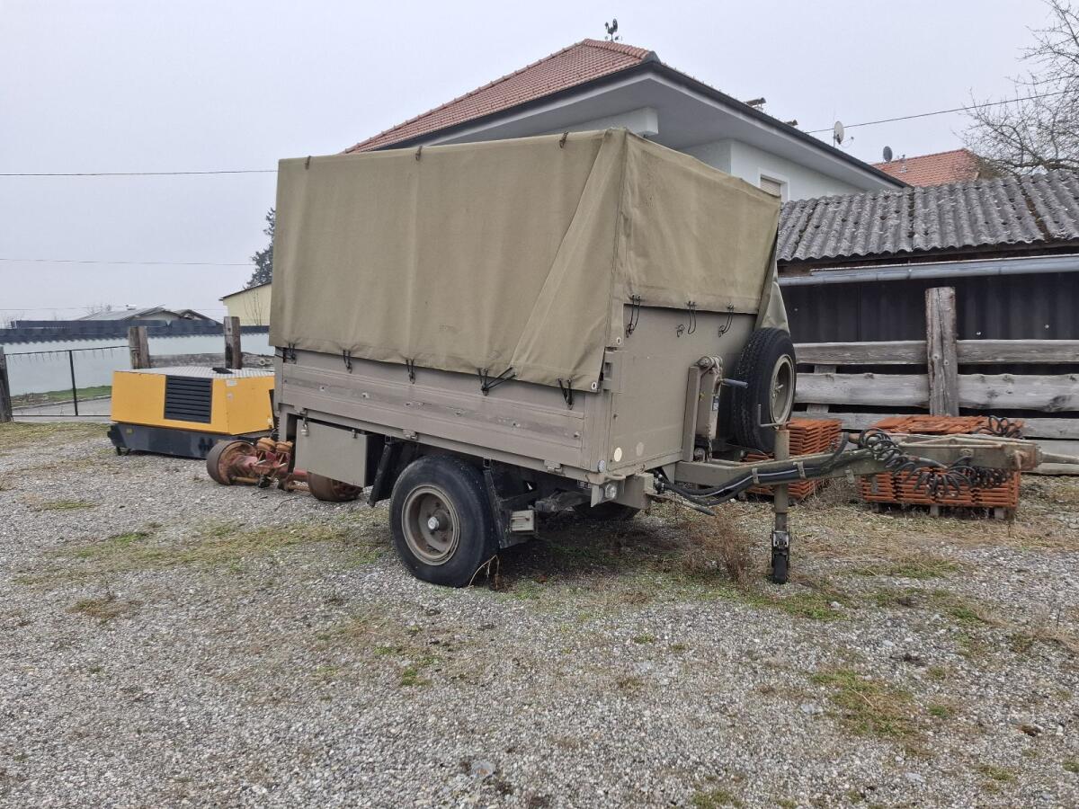 Einachsanhänger 2