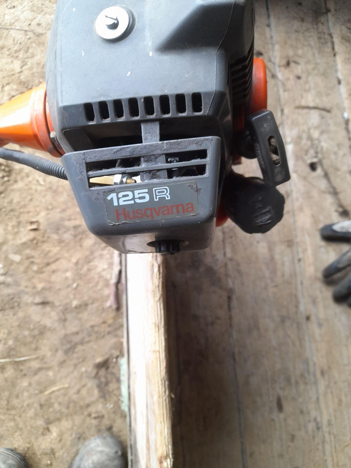 Motorsense Husqvarna 125R 2