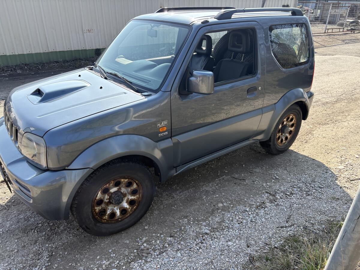 Suzuki Jimny 3