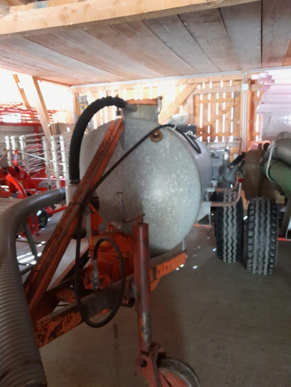 Bauer Güllefass 2.200 l 2