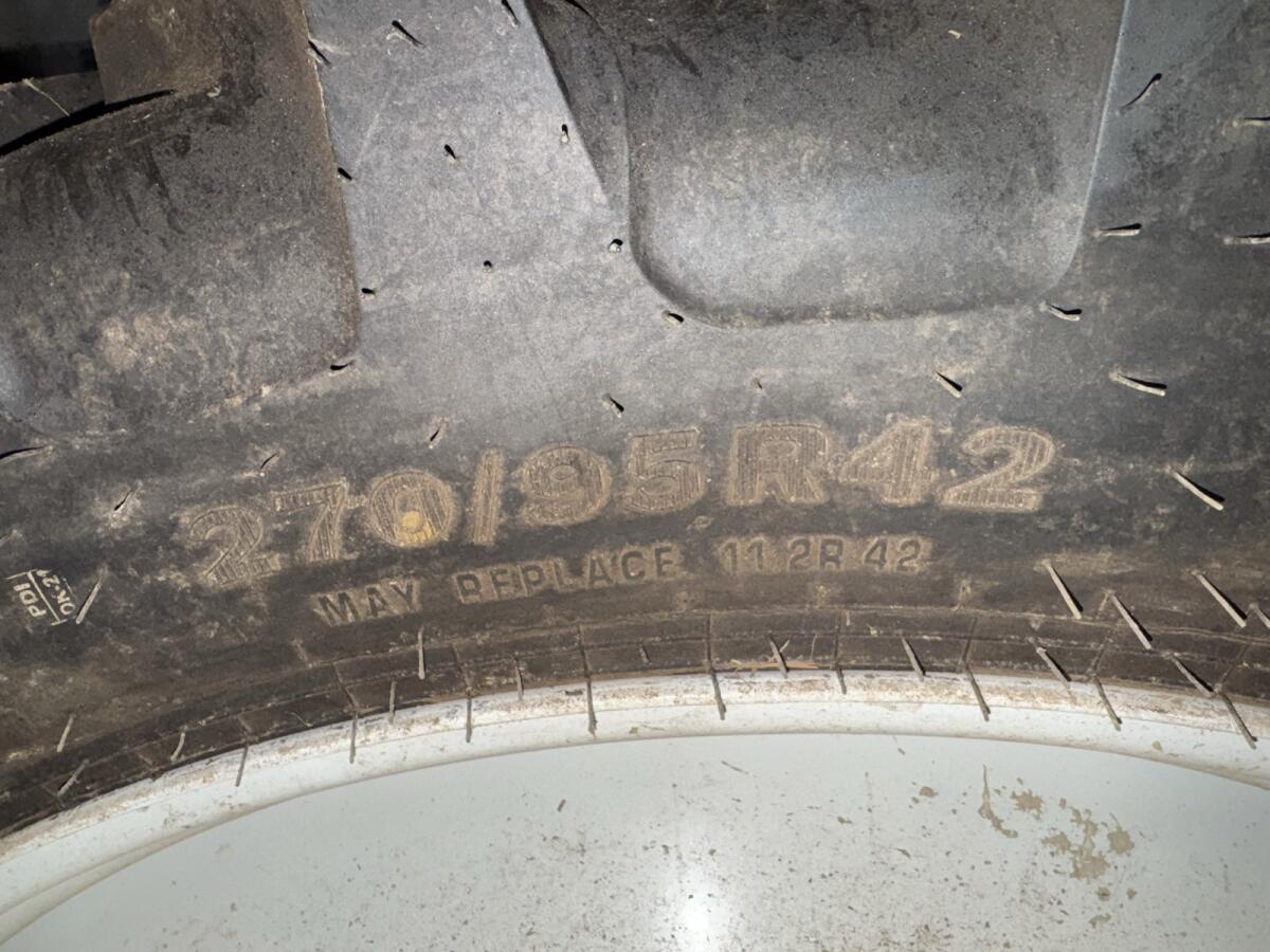 Zwillingsräder 270/95R42 3