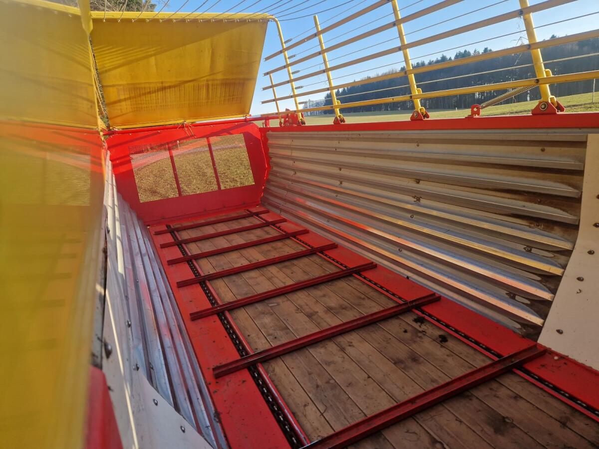 Pöttinger Euroboss 330T 3