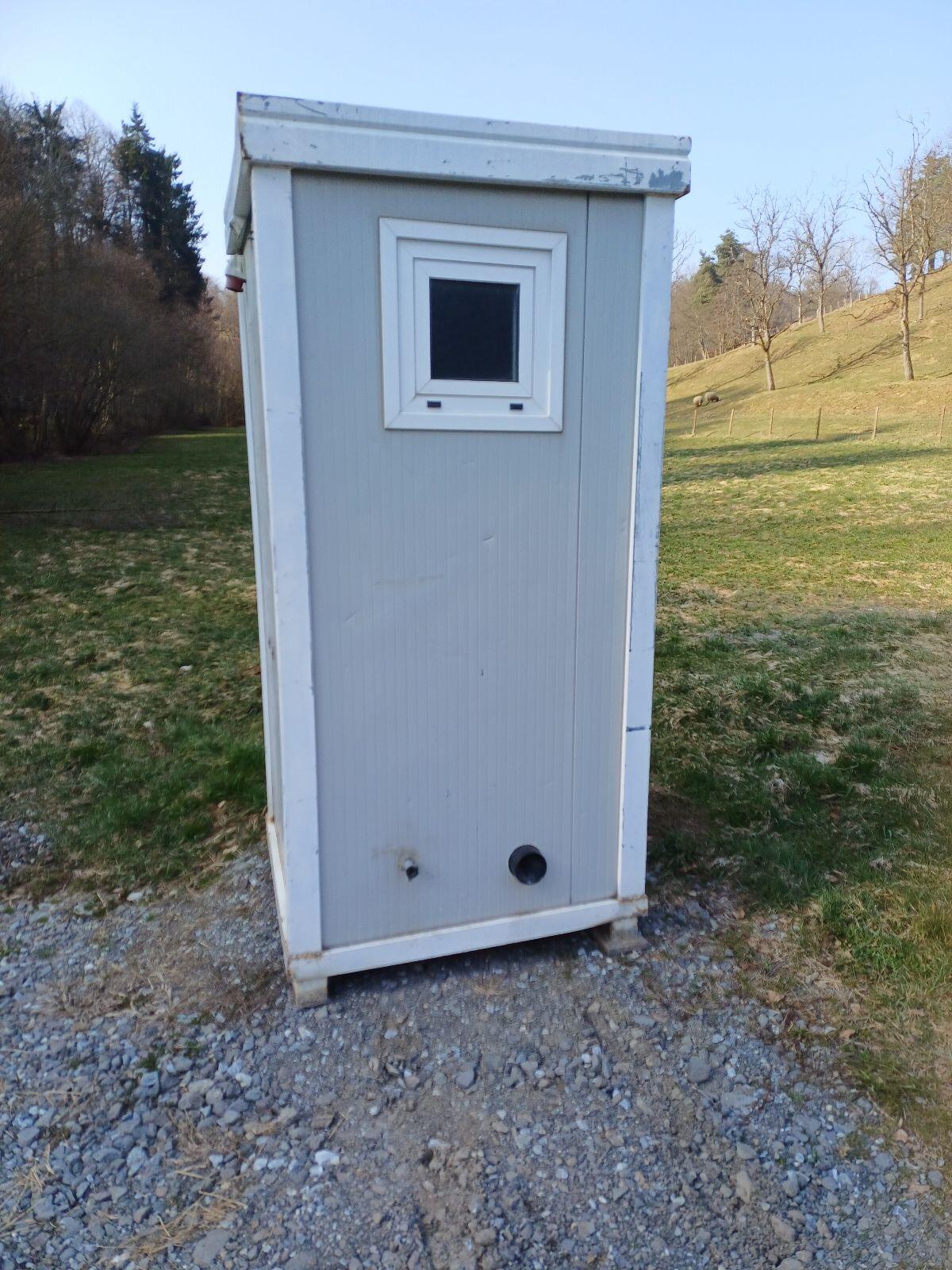 WC-Container 2