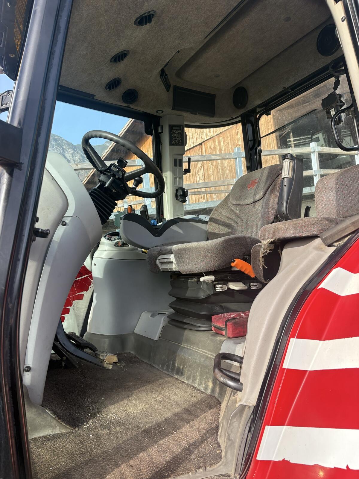 Massey Ferguson 7465 Dyna-VT 3