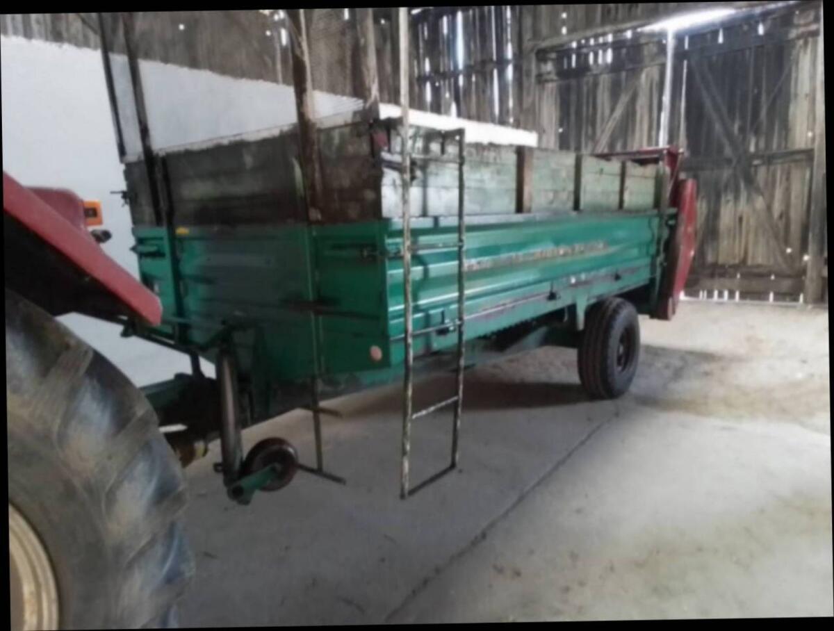 Miststreuer Kirchner Triumph 2