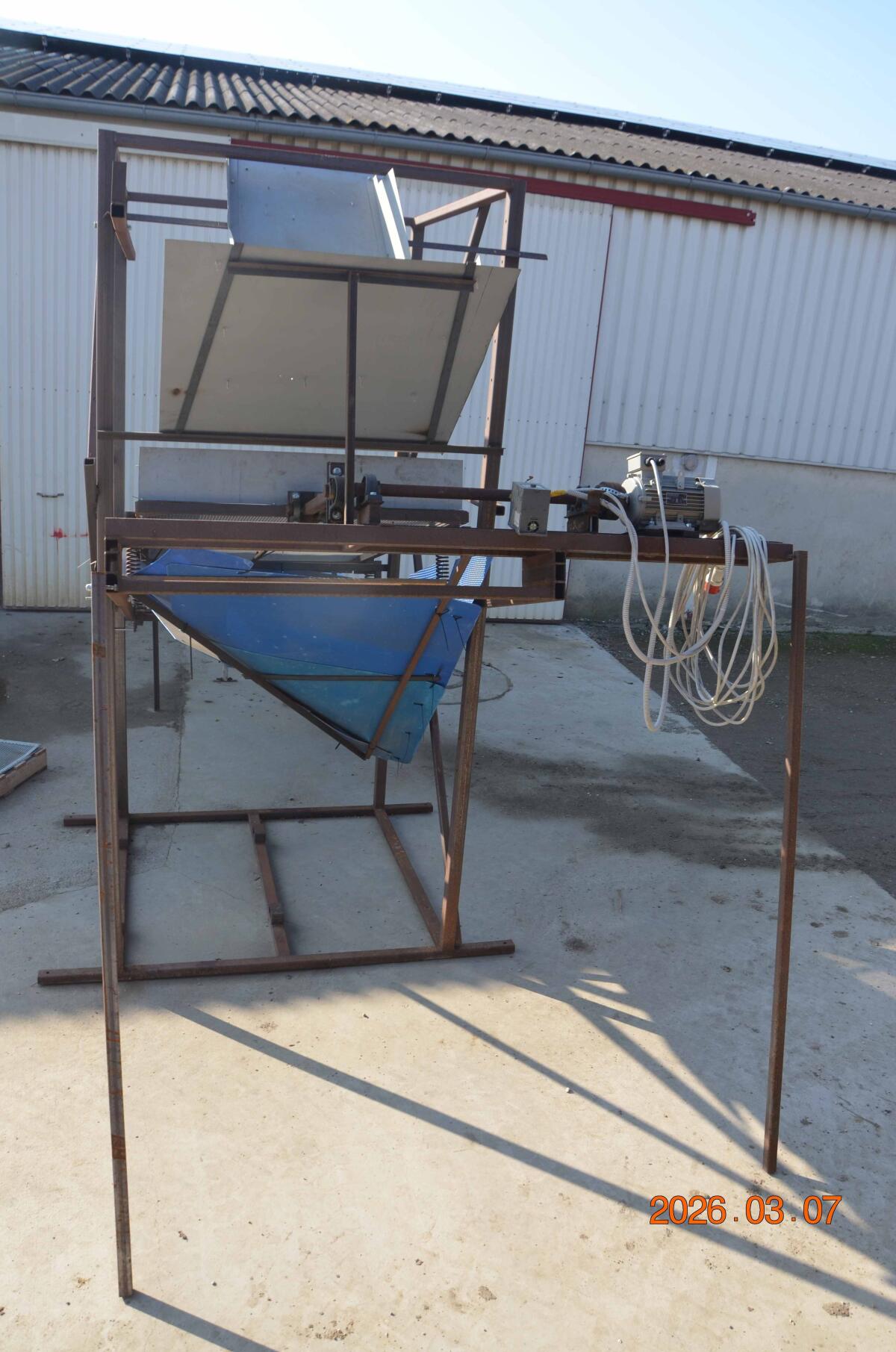 Siebreinigung Siebmaschine Eigenbau 3