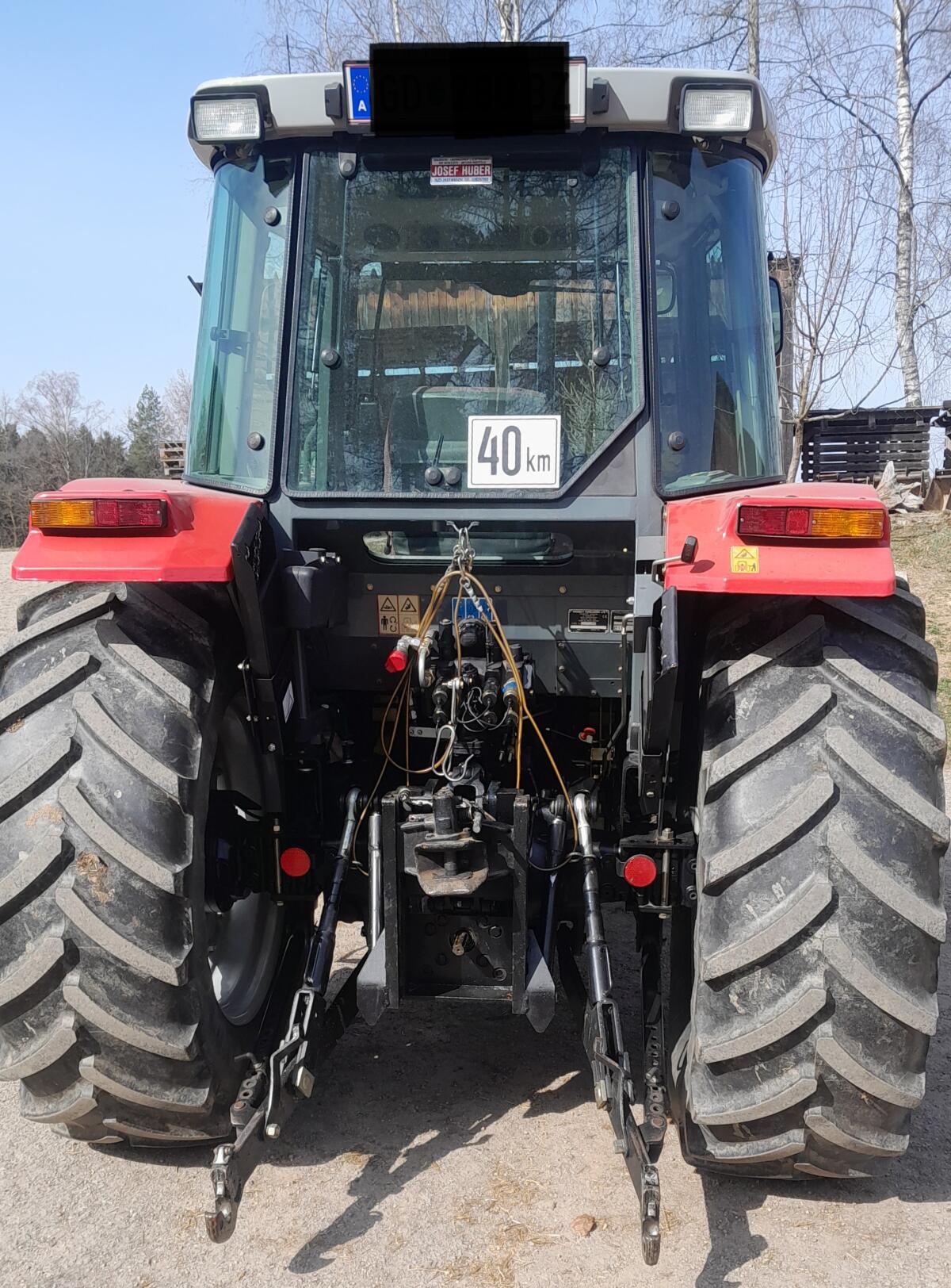 Massey Ferguson 4245 2