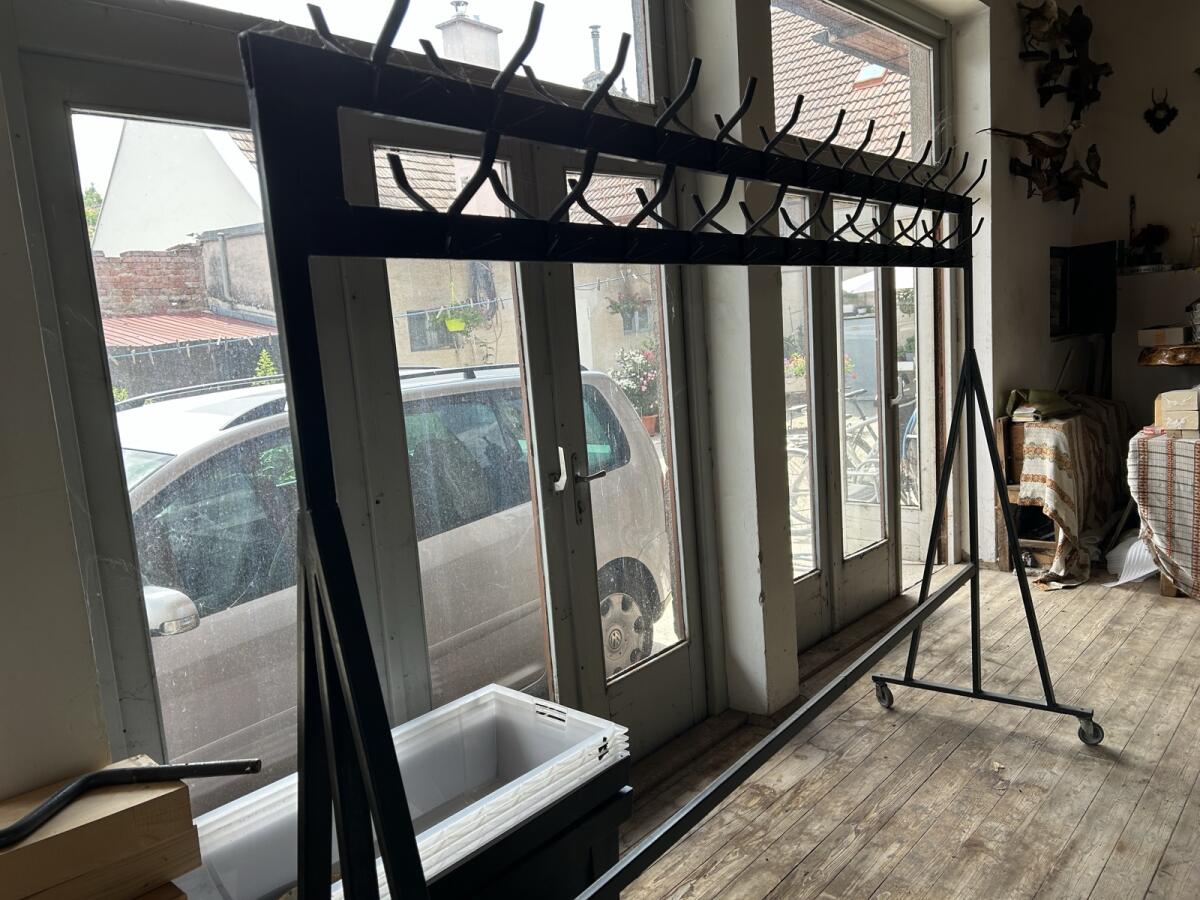 Garderobenständer 2