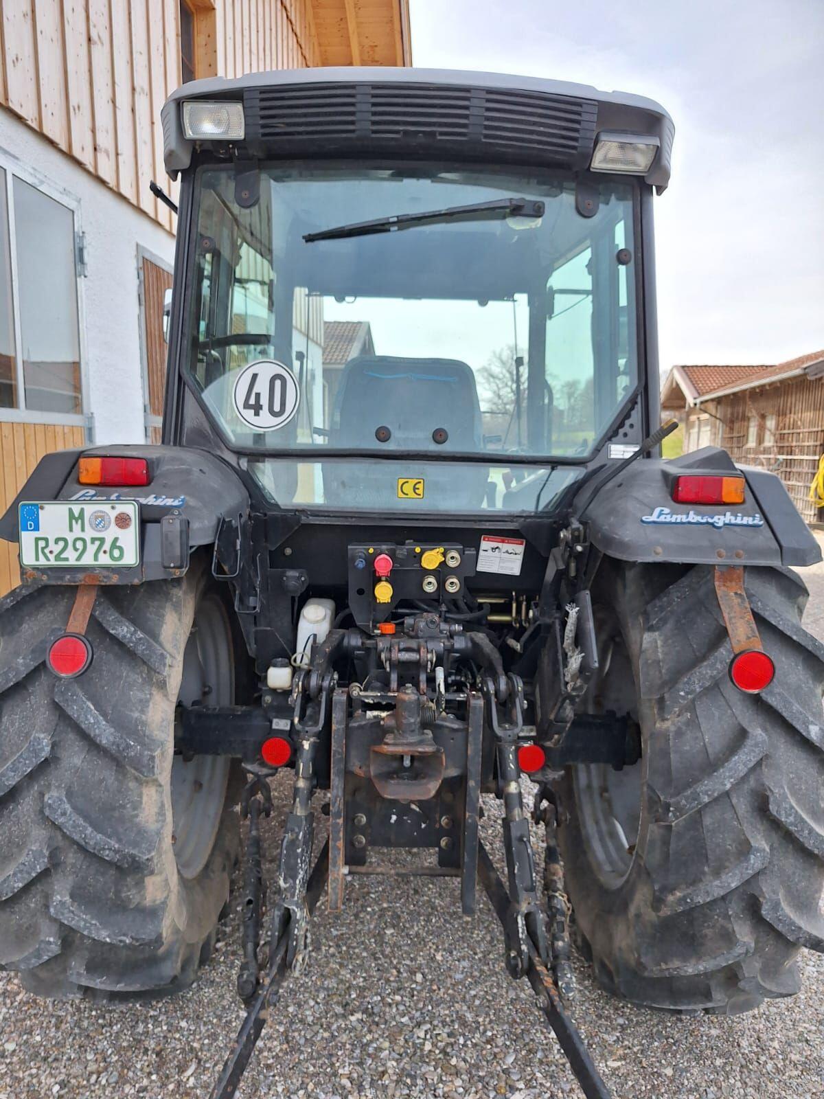 Traktor Lamborghini R2.66 3