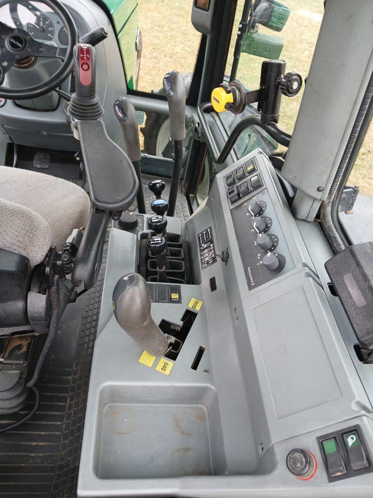 Verkaufe Valtra 6750 3