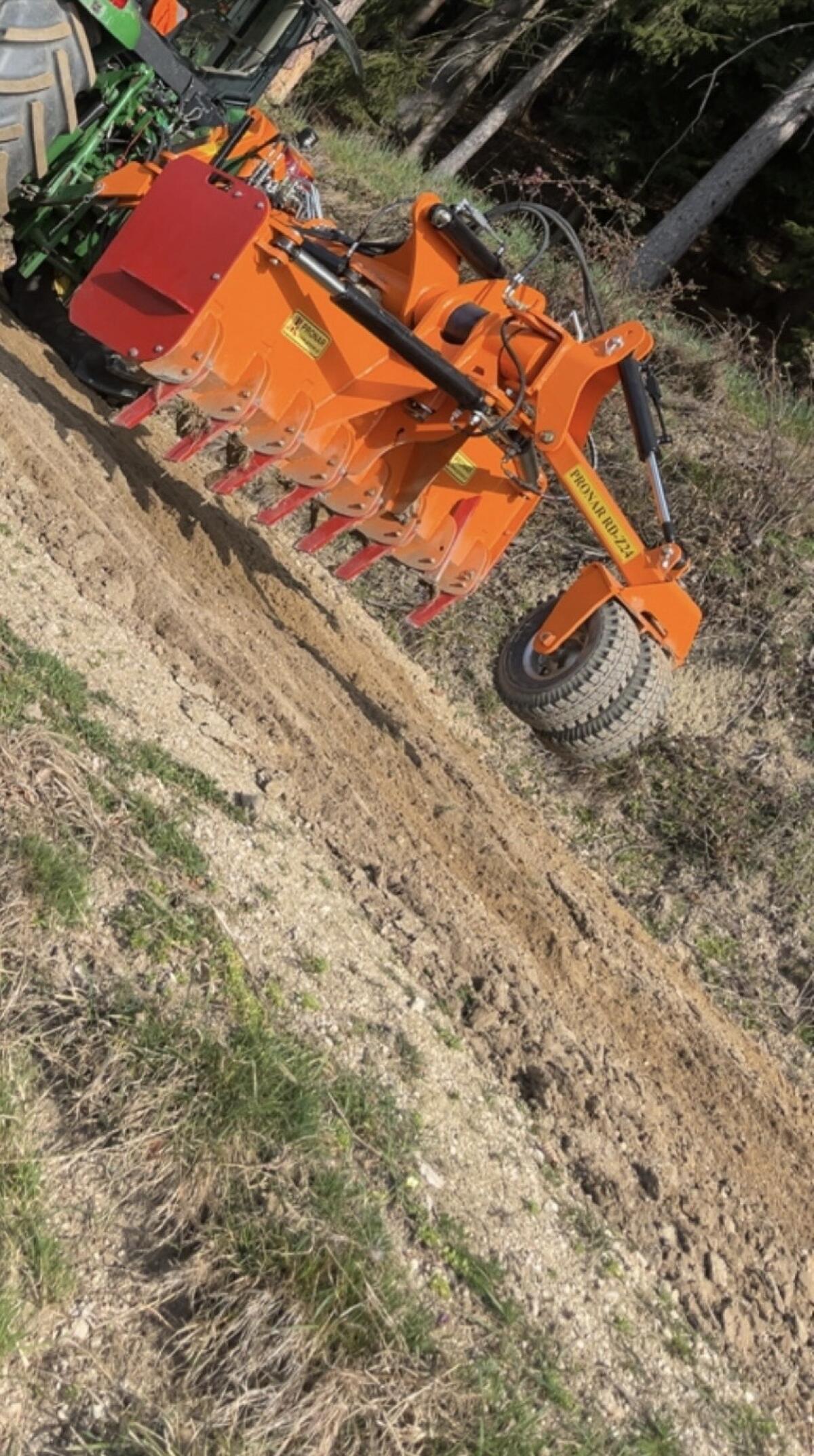 Grader Pronar 3