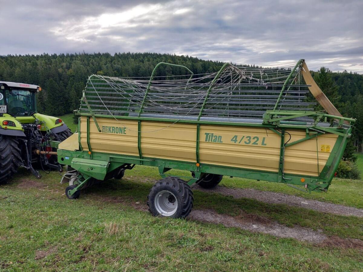 Ladewagen Krone 4/32 L 3