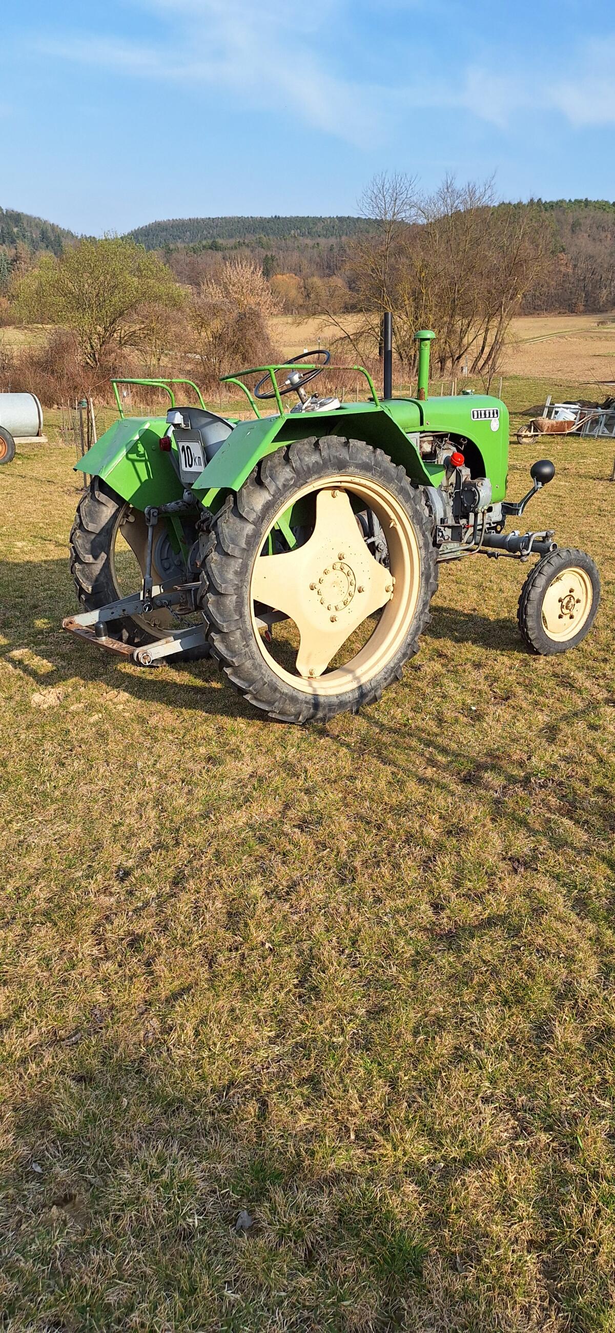 Steyr T 80 a Traktor 2