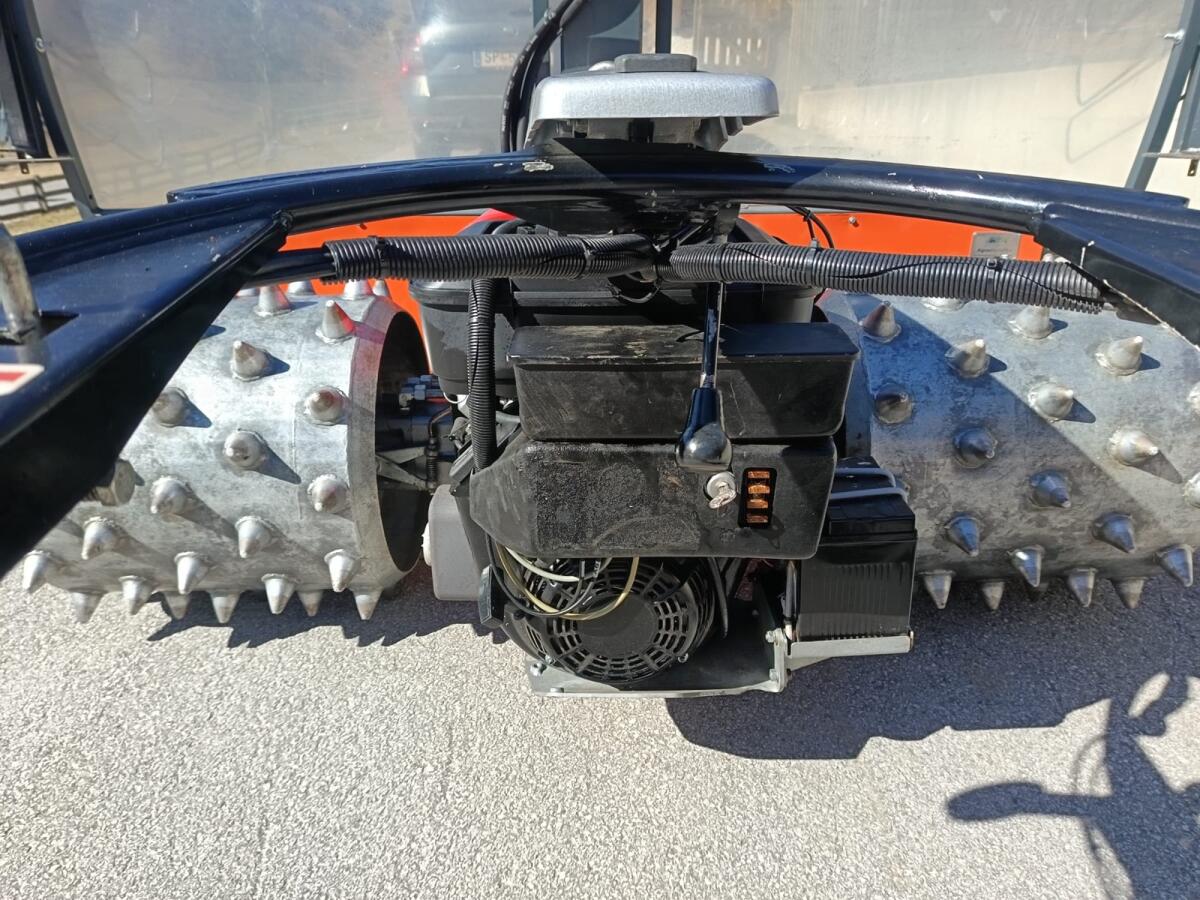 AEBI CC 66 18 PS - 2 m Doppelmesser 3