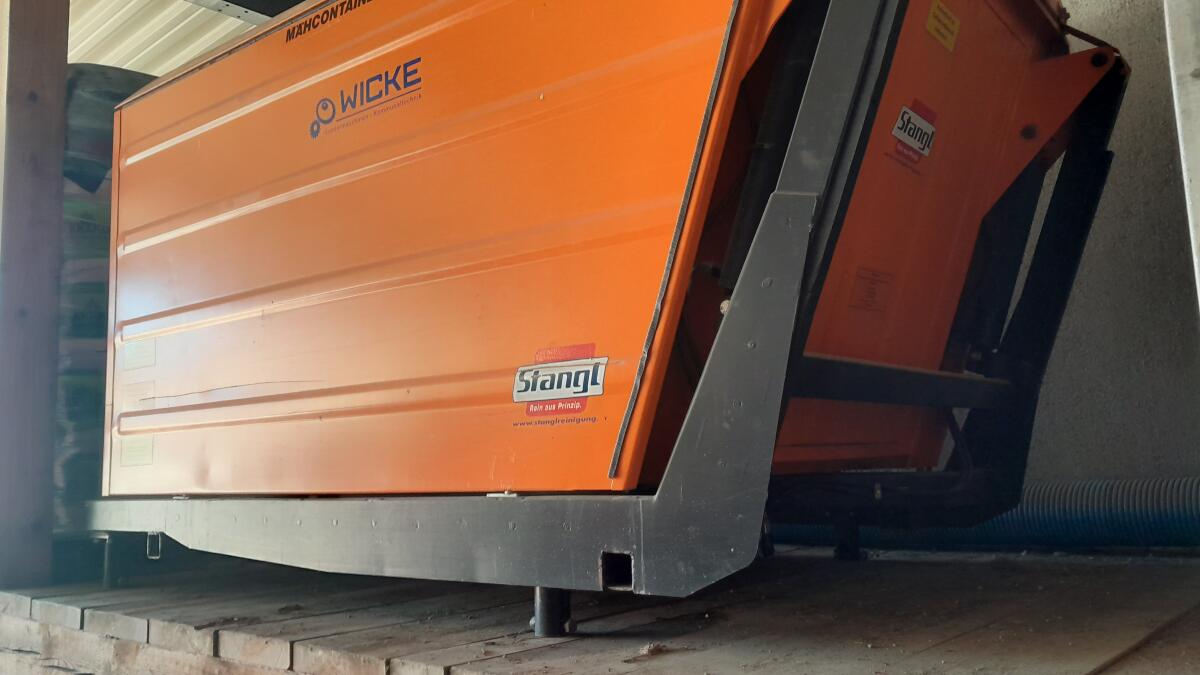 Mähwerk mit Mähcontainer 3