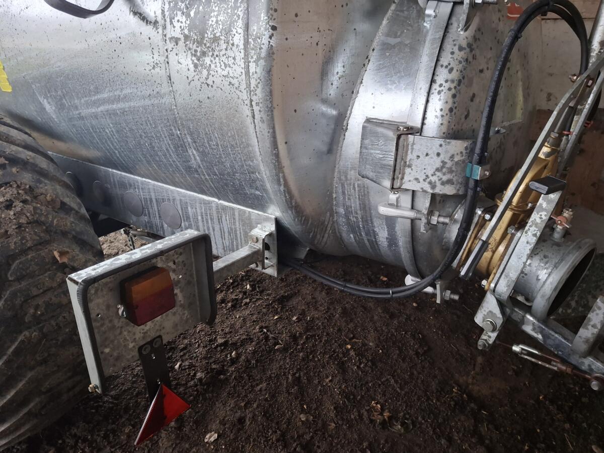 Bauer Güllefass 5.300 l 2