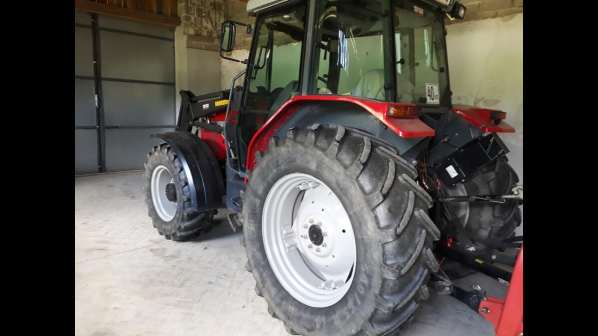 Massey ferguson 4245 2